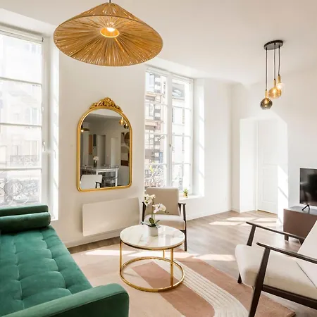 Merveil - Family - Marais - Fbg St Antoine Apartment
